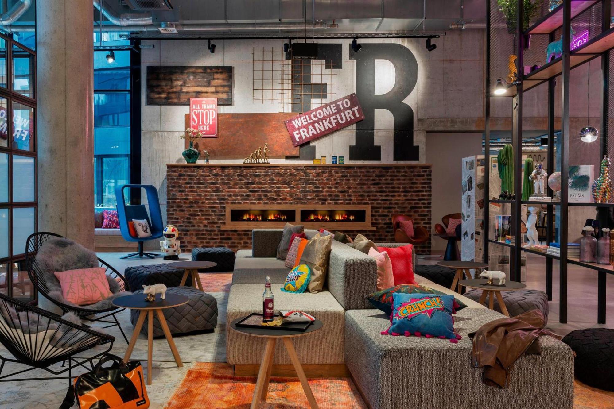 Moxy Frankfurt City Center Frankfurt am Main Ngoại thất bức ảnh