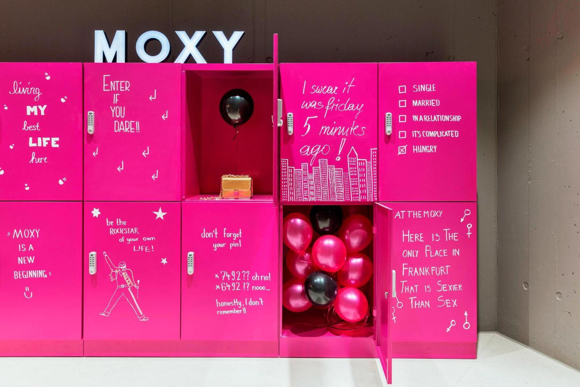 Moxy Frankfurt City Center Frankfurt am Main Ngoại thất bức ảnh